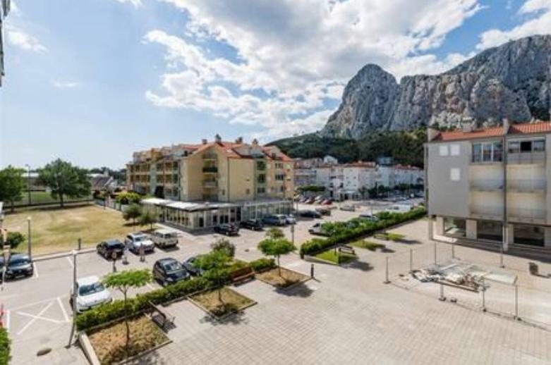 Granny Mira * Omiš
